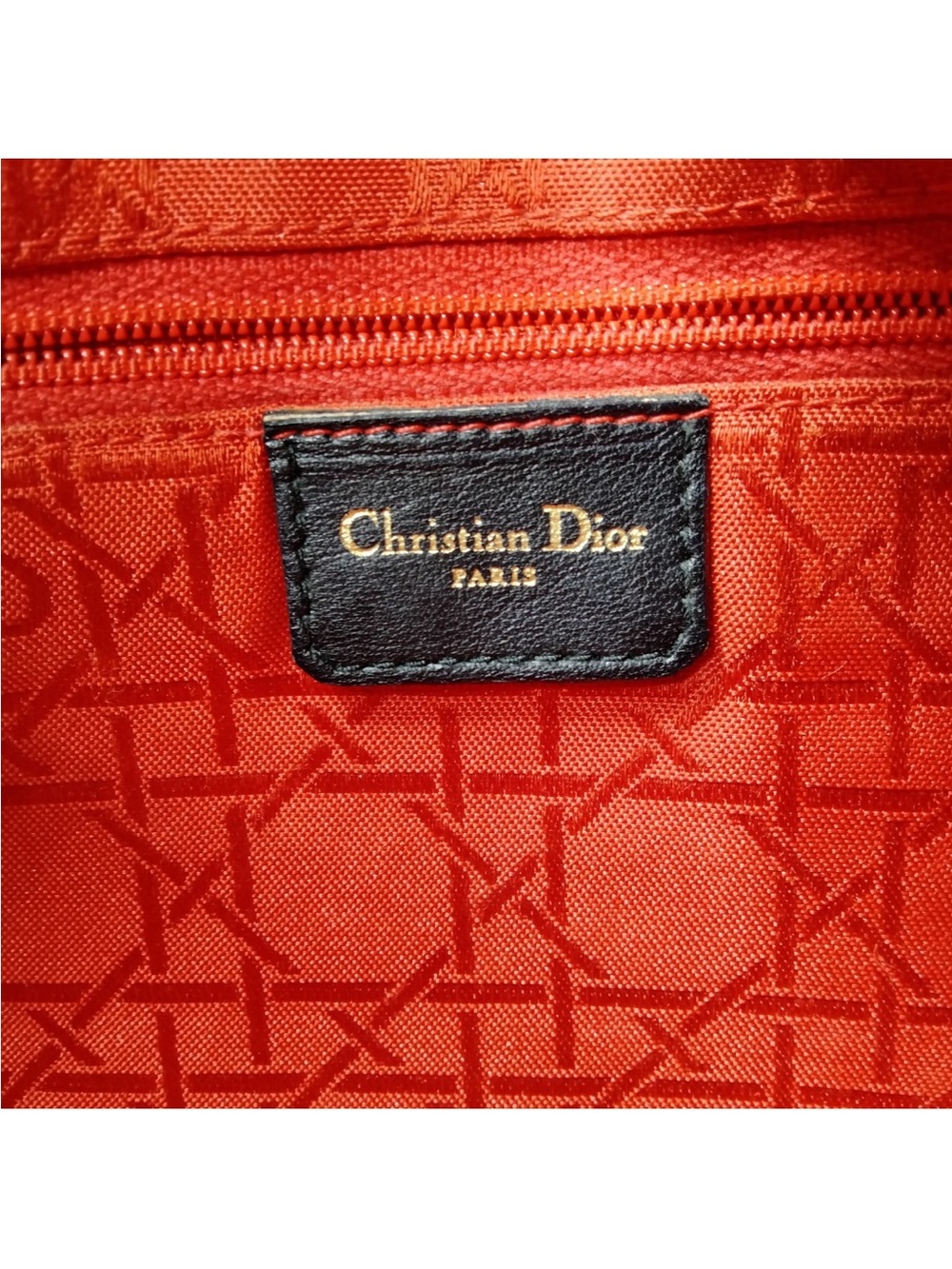 Christian Dior Med Lady Dior Black Patent Cannage Quilted Leather Gold Hardware - Picture 16 of 17